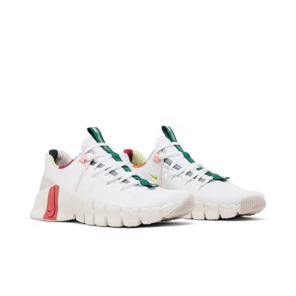 Nike Women’s Free Metcon 5